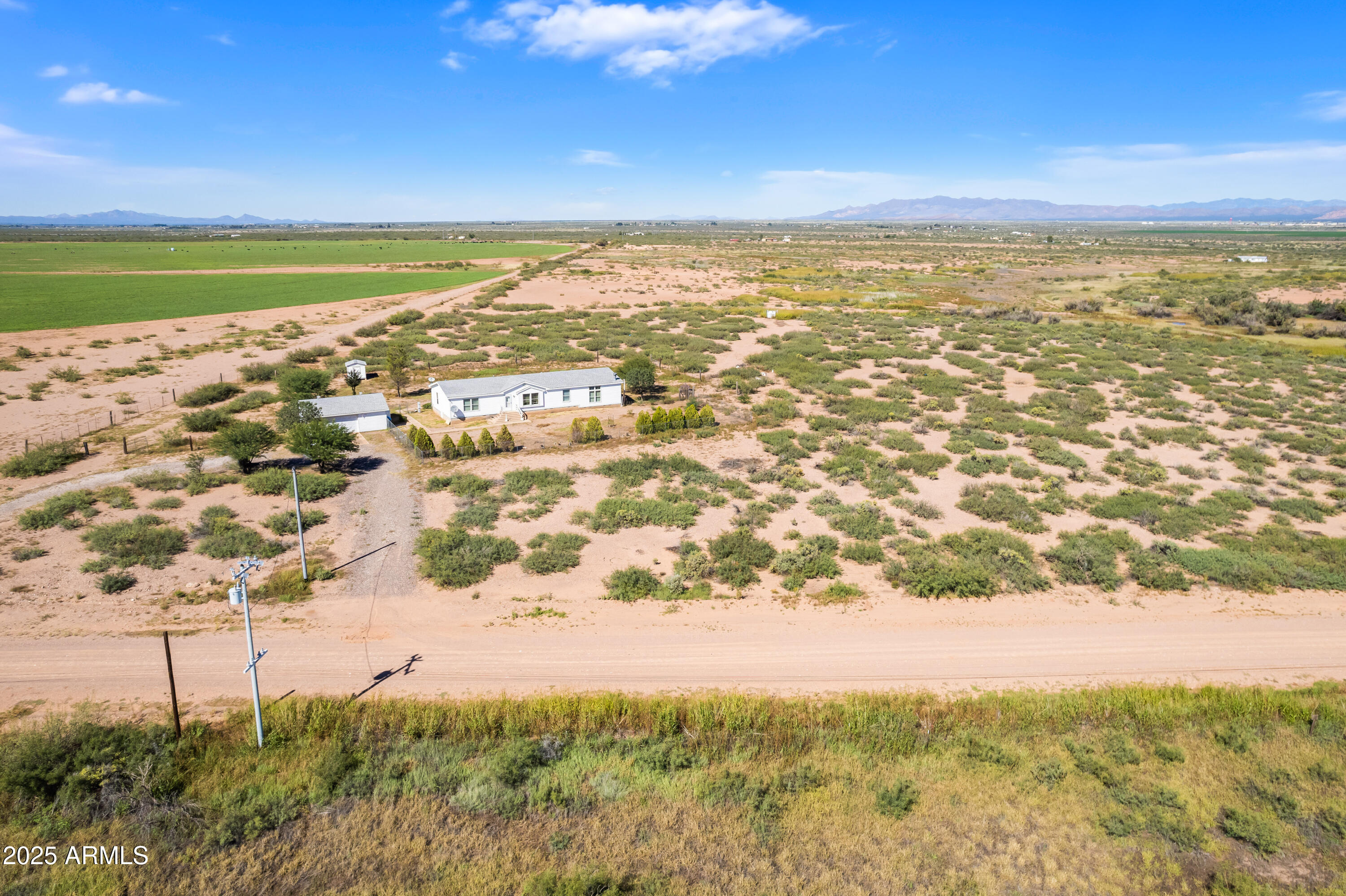 3526 West Rak Road Douglas, AZ 85607 - Photo 41 of 51 a view of city and ocean