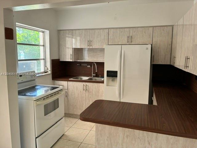 6741 Southwest 5th Terrace Miami, FL 33144 - Photo 2 of 5