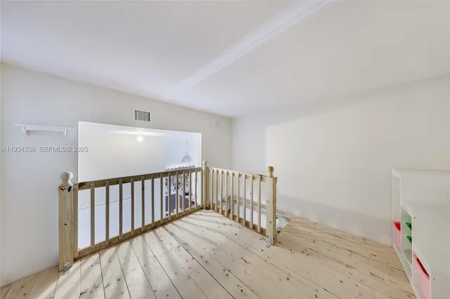 $3,150 | 1900 North Bayshore Drive, Unit 711, Miami, FL 33132