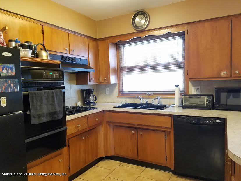 125 Ridgecrest Avenue Staten Island, NY 10312 - Photo 10 of 22 2nd.floor kitchen