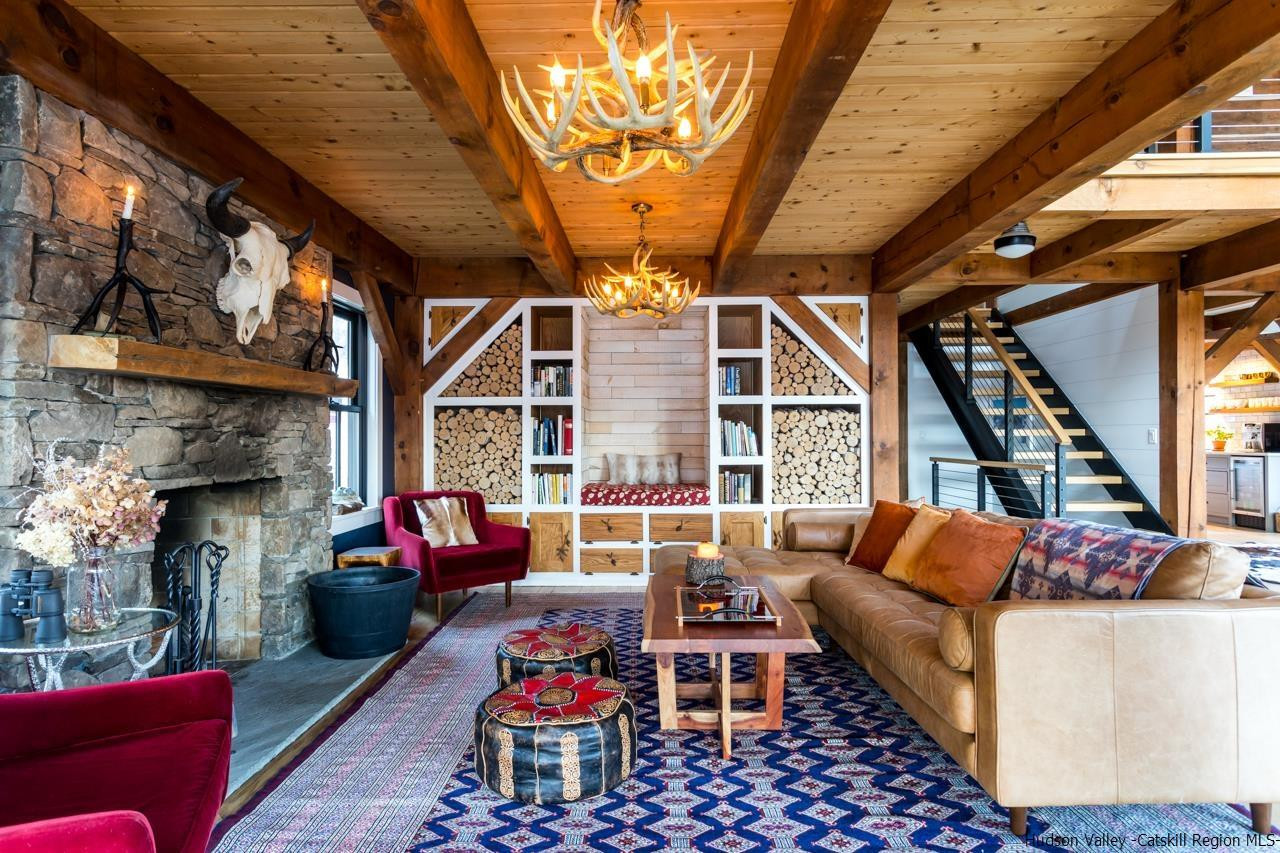 21 Red Oak Lane Garrison, NY 10524 - Photo 6 of 35 a outdoor living space with patio furniture and a potted plant