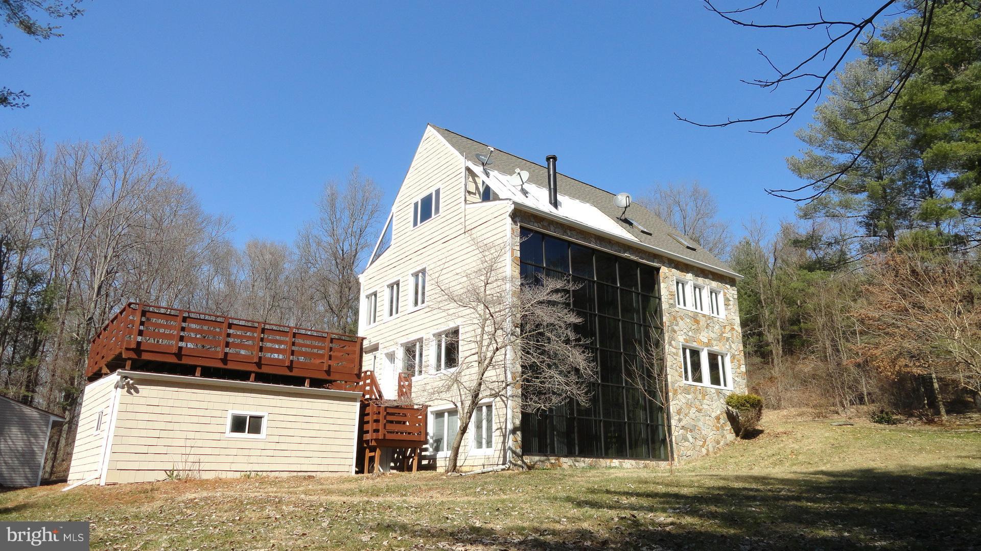 16335 Hamilton Station Road Waterford, VA 20197 - Photo 2 of 30 Exterior (Rear)