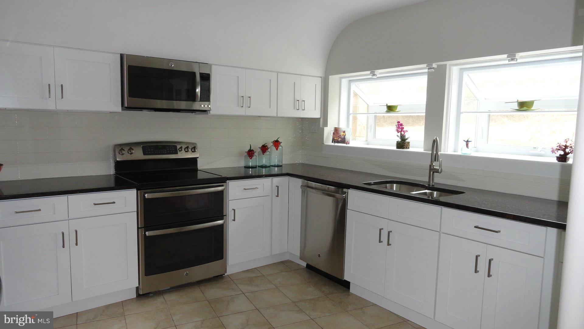 16335 Hamilton Station Road Waterford, VA 20197 - Photo 3 of 30 Kitchen