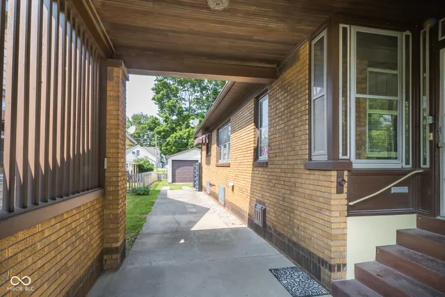 $244,000 | 2514 Crawford Street, Terre Haute, IN 47803