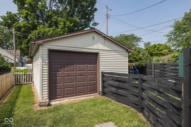 $244,000 | 2514 Crawford Street, Terre Haute, IN 47803