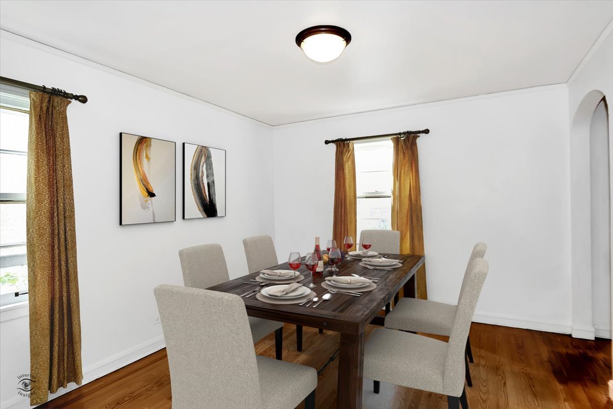 9527 South Damen Avenue Chicago, IL 60643 - Photo 8 of 30 a view of a dining room with furniture window and wooden floor