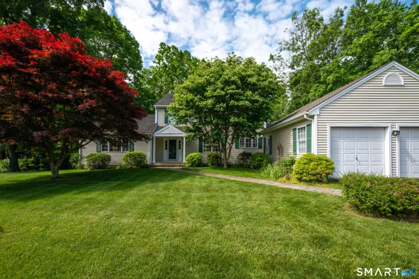 $760,000 | 20 Pequot Court, Unit 20, Monroe, CT 06468
