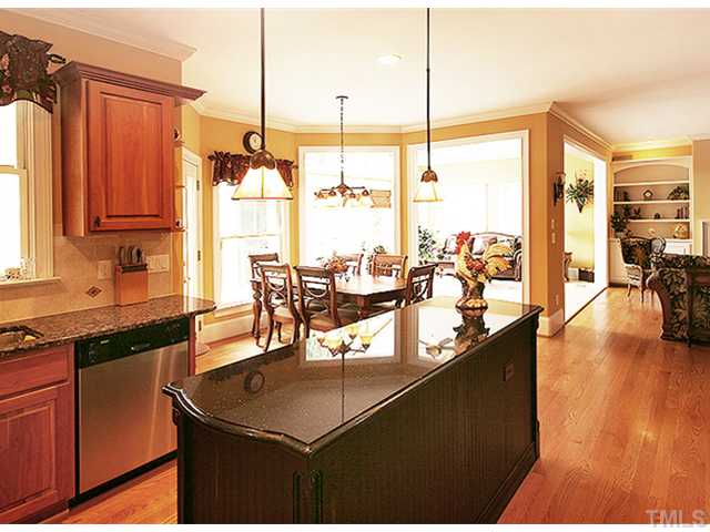 10517 Charmford Way Raleigh, NC 27615 - Photo 4 of 25
