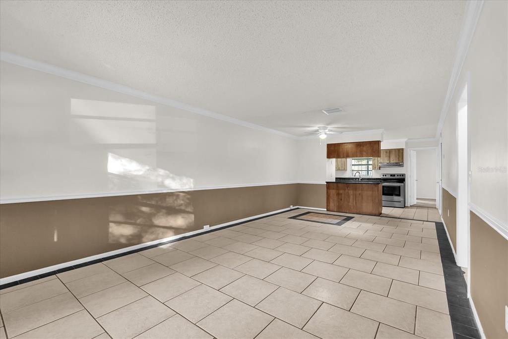 1271 Woodman Way, Unit 1 Orlando, FL 32818 - Photo 5 of 26