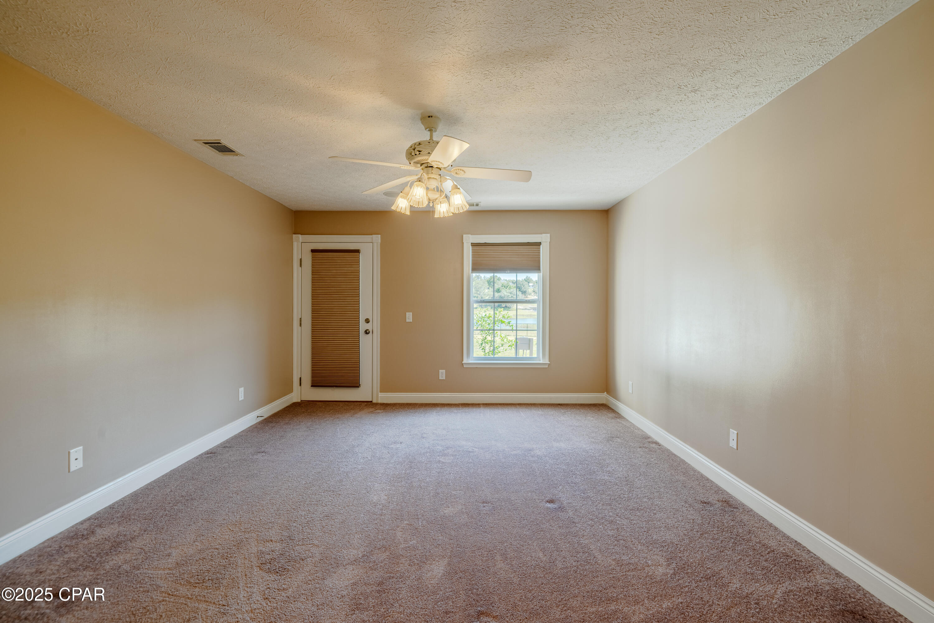 5192 Pine Ridge Drive Chipley, FL 32428 - Photo 16 of 37