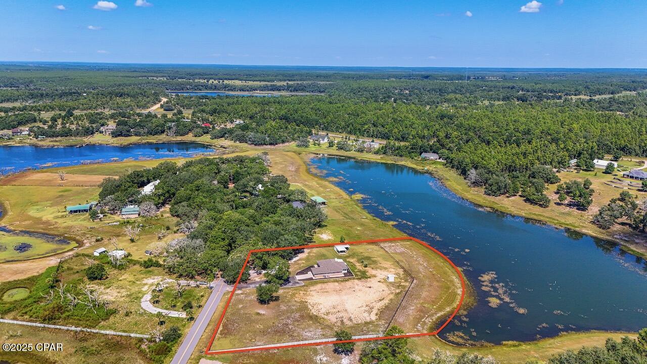 5192 Pine Ridge Drive Chipley, FL 32428 - Photo 4 of 37