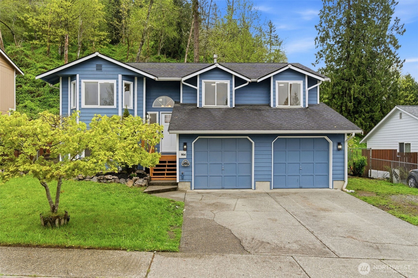 904 Fir Avenue Sultan, WA 98294 - Photo 1 of 37