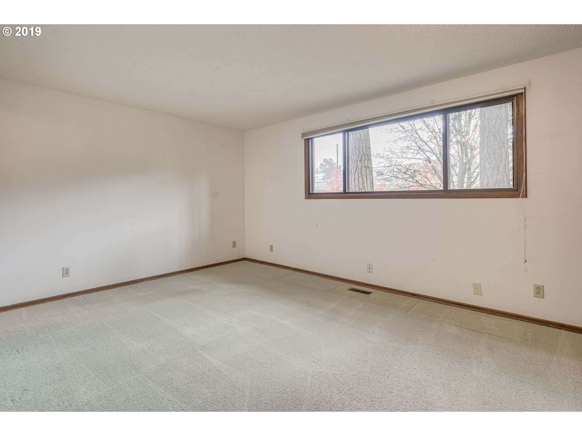 1775 Cloverleaf Road Lake Oswego, OR 97034 - Photo 12 of 27 Gallery Image 12