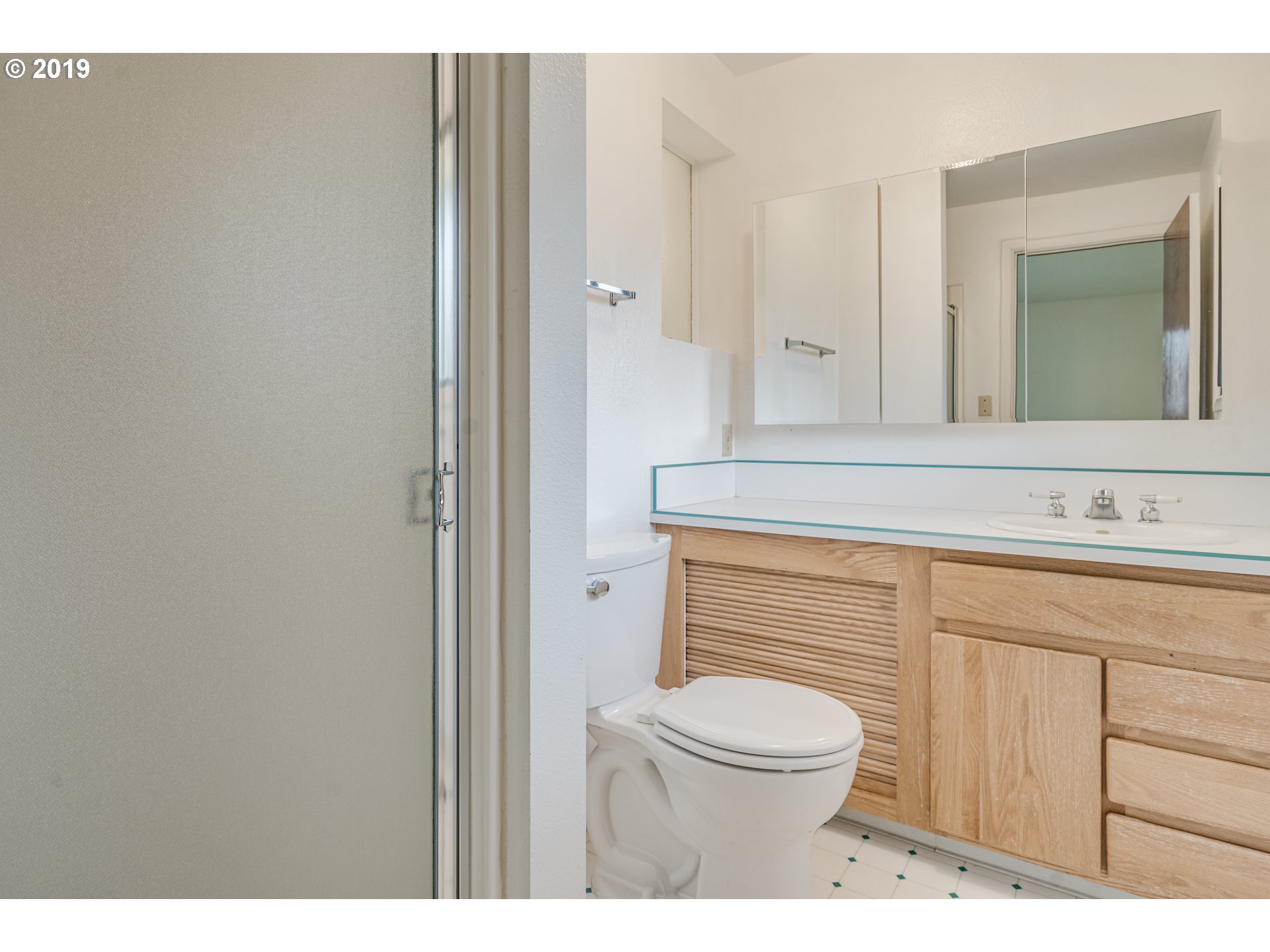 1775 Cloverleaf Road Lake Oswego, OR 97034 - Photo 14 of 27 Gallery Image 14