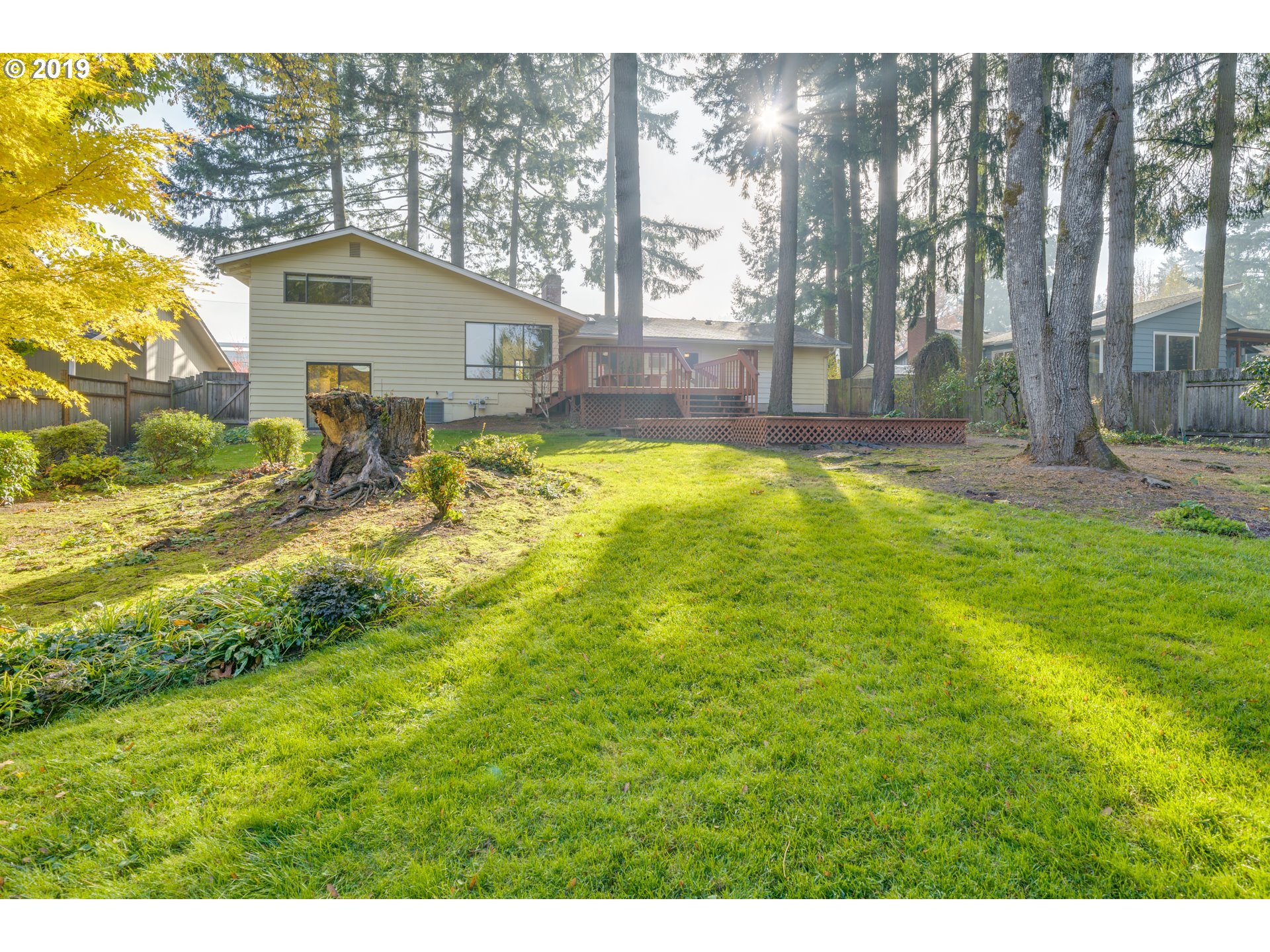 1775 Cloverleaf Road Lake Oswego, OR 97034 - Photo 22 of 27 Gallery Image 22