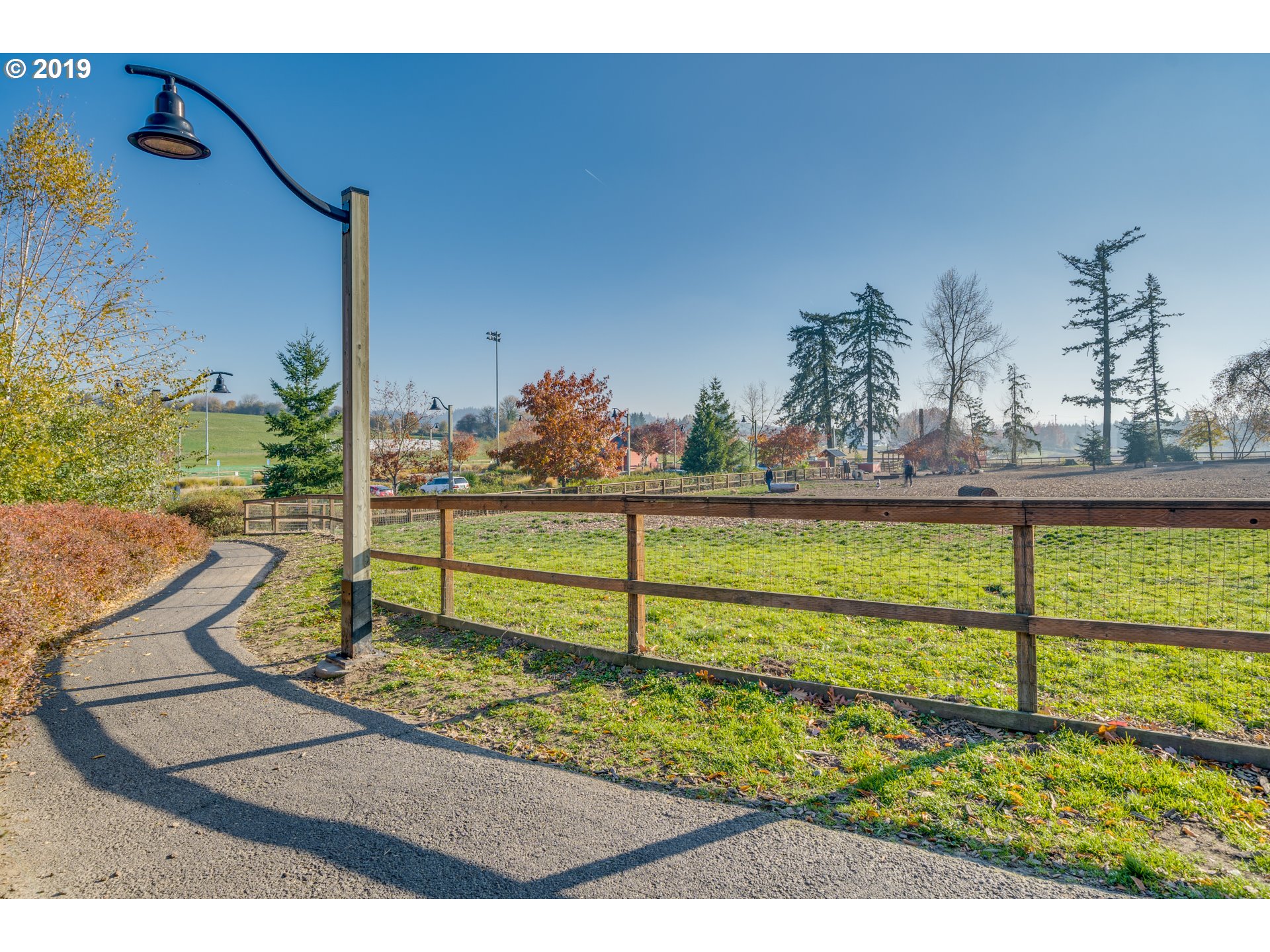 1775 Cloverleaf Road Lake Oswego, OR 97034 - Photo 24 of 27 Gallery Image 24