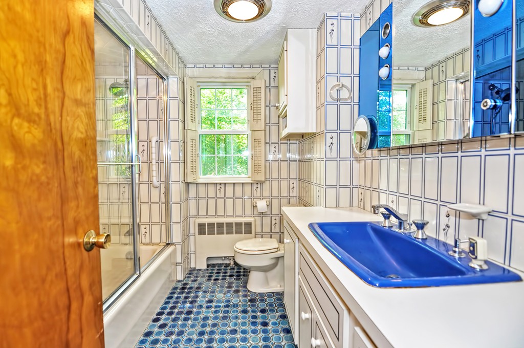 103 Pine Ridge Road Medford, MA 02155 - Photo 24 of 30