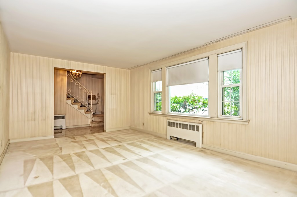 103 Pine Ridge Road Medford, MA 02155 - Photo 9 of 30