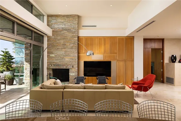 $45,000 | 9 Jade Cove, Corona del Mar, CA 92625