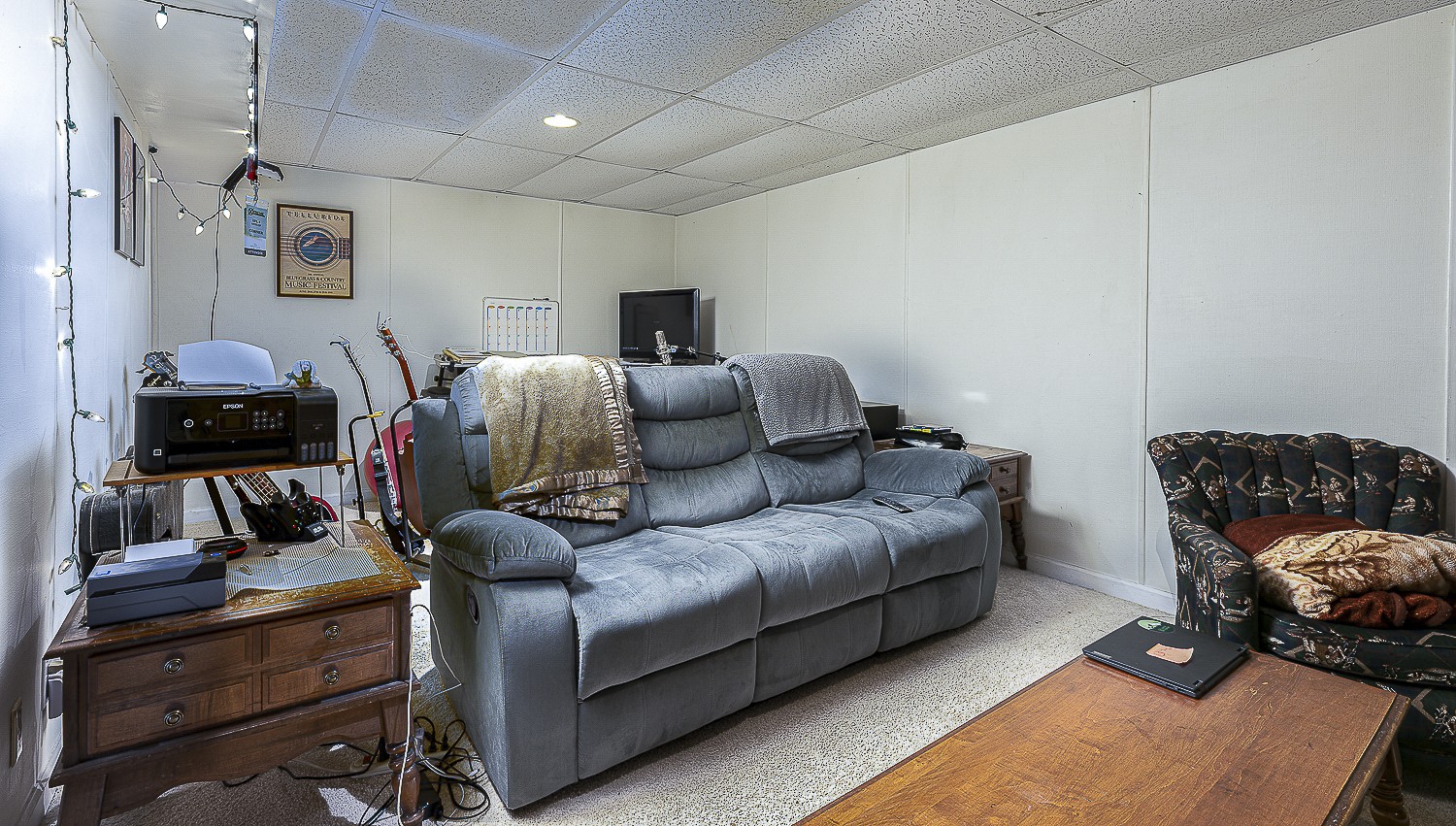 348 Dunbar Cave Road Clarksville, TN 37043 - Photo 32 of 35 Gallery Image 32