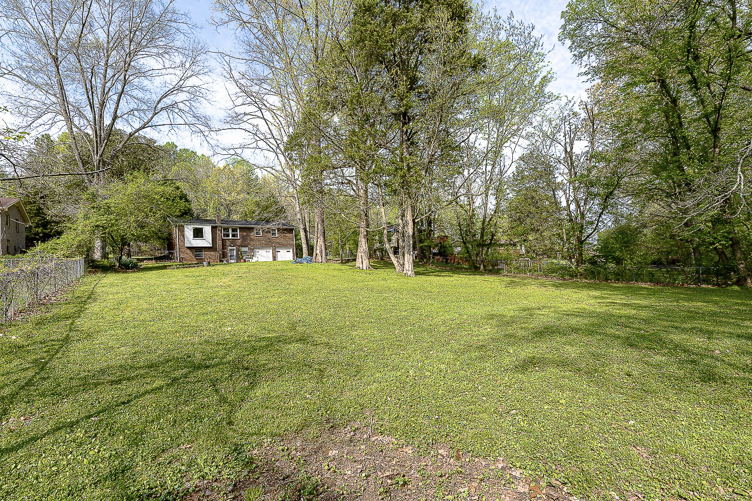 348 Dunbar Cave Road Clarksville, TN 37043 - Photo 8 of 35 Gallery Image 8