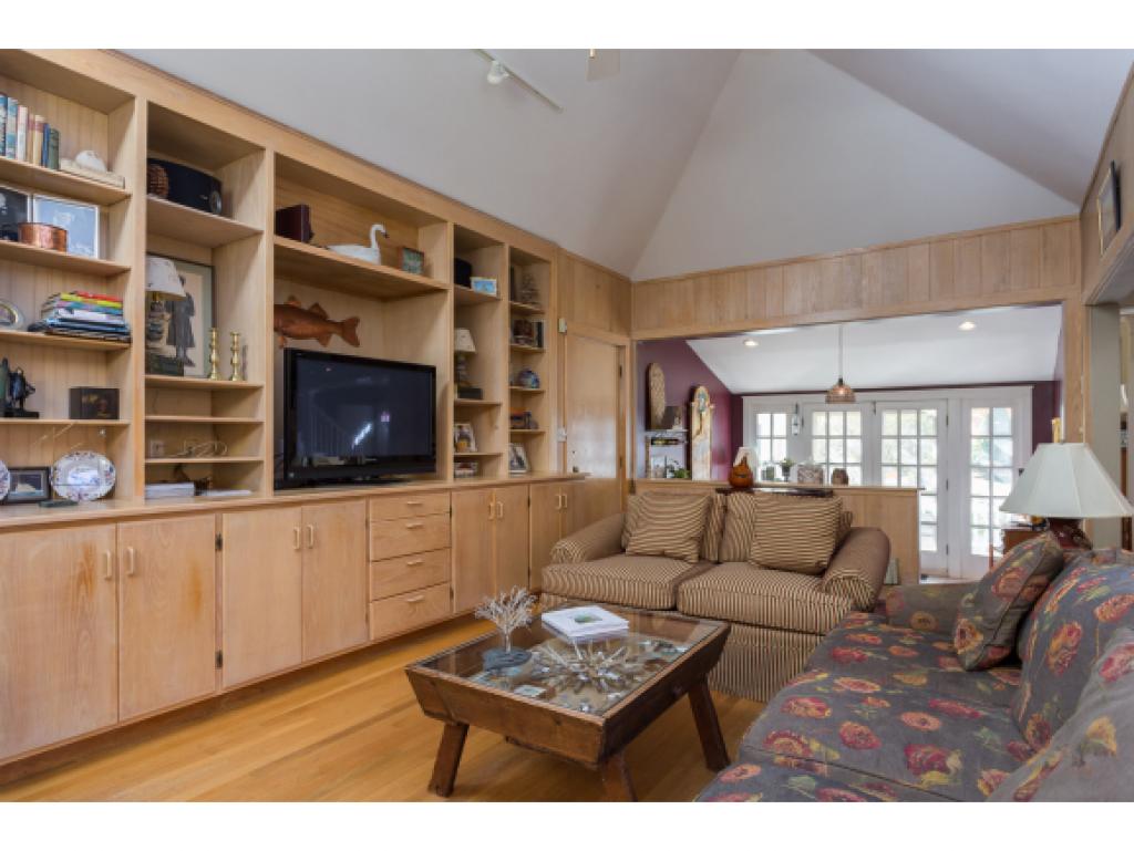 68 Spring Hill Road New Castle, NH 03854 - Photo 16 of 35 Gallery Image 16