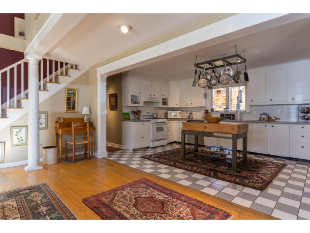 68 Spring Hill Road New Castle, NH 03854 - Photo 6 of 35 Gallery Image 6