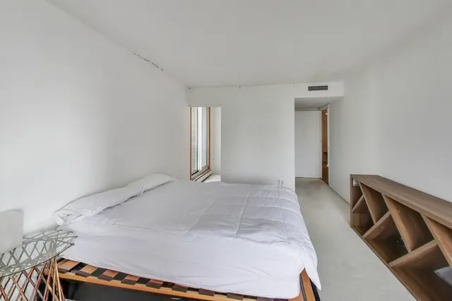 $299,900 | 5901 North Sheridan Road, Unit 6K, Chicago, IL 60660