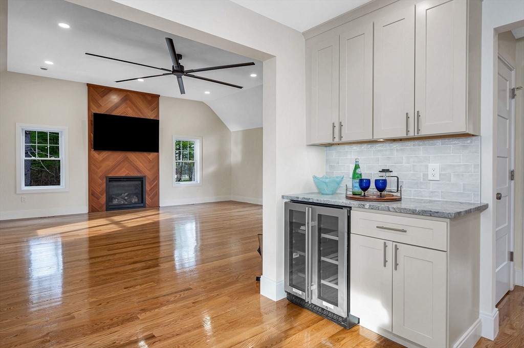 23 Pomfret Road Wilmington, MA 01887 - Photo 14 of 42