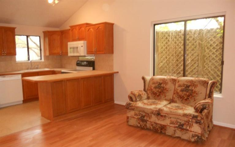 3305 Royal Wood Road Lexington, KY 40515 - Photo 3 of 12 Photo 3