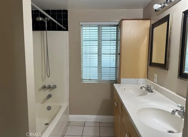 $3,390 | 1901 West Page Avenue, Fullerton, CA 92833