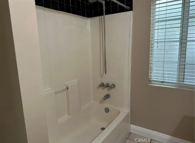 $3,390 | 1901 West Page Avenue, Fullerton, CA 92833