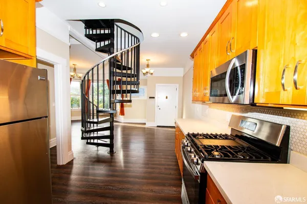 $4,695 | 205 Bonview Street, San Francisco, CA 94110