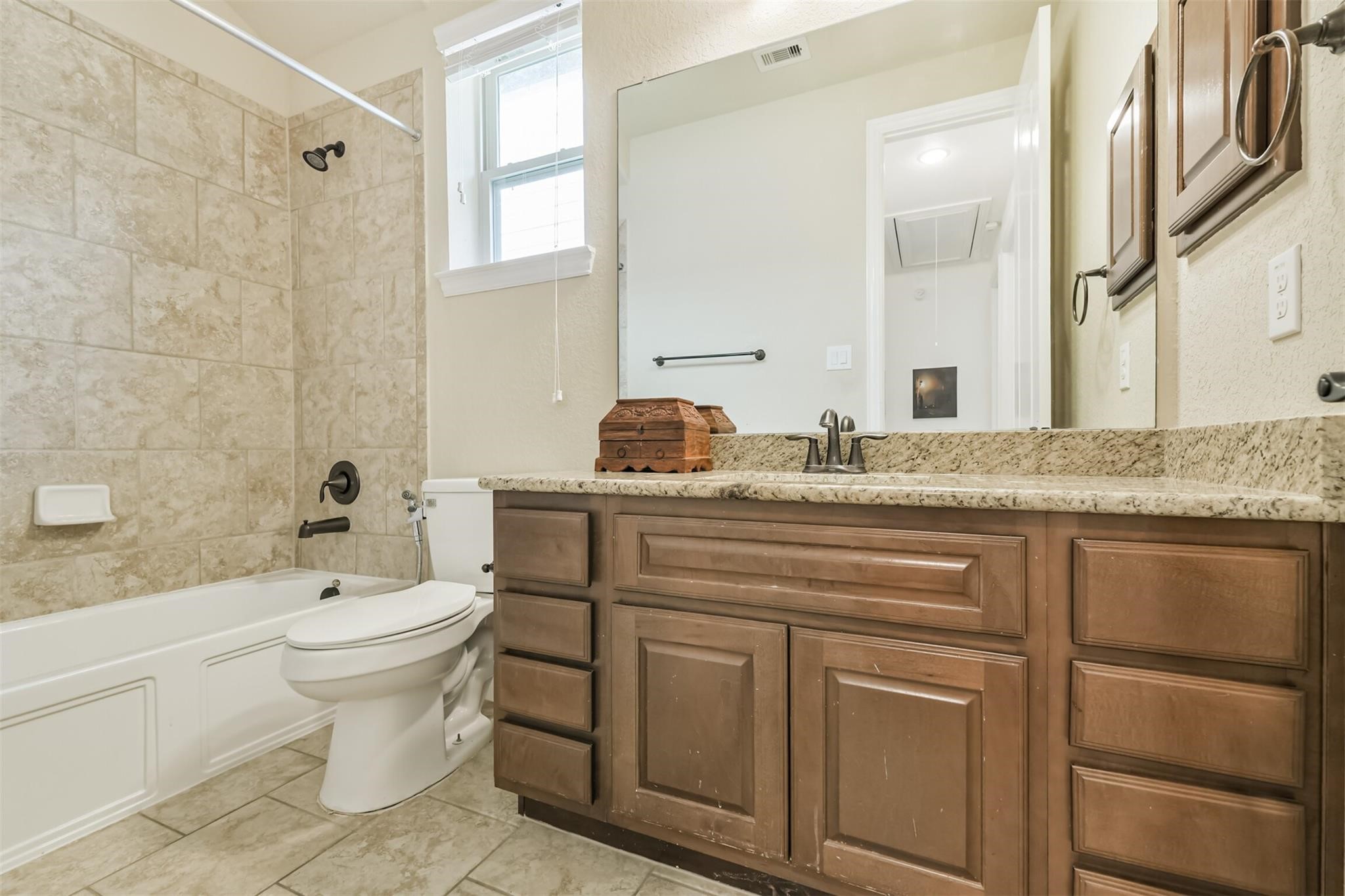 23 Langstone Place Spring, TX 77389 - Photo 17 of 34