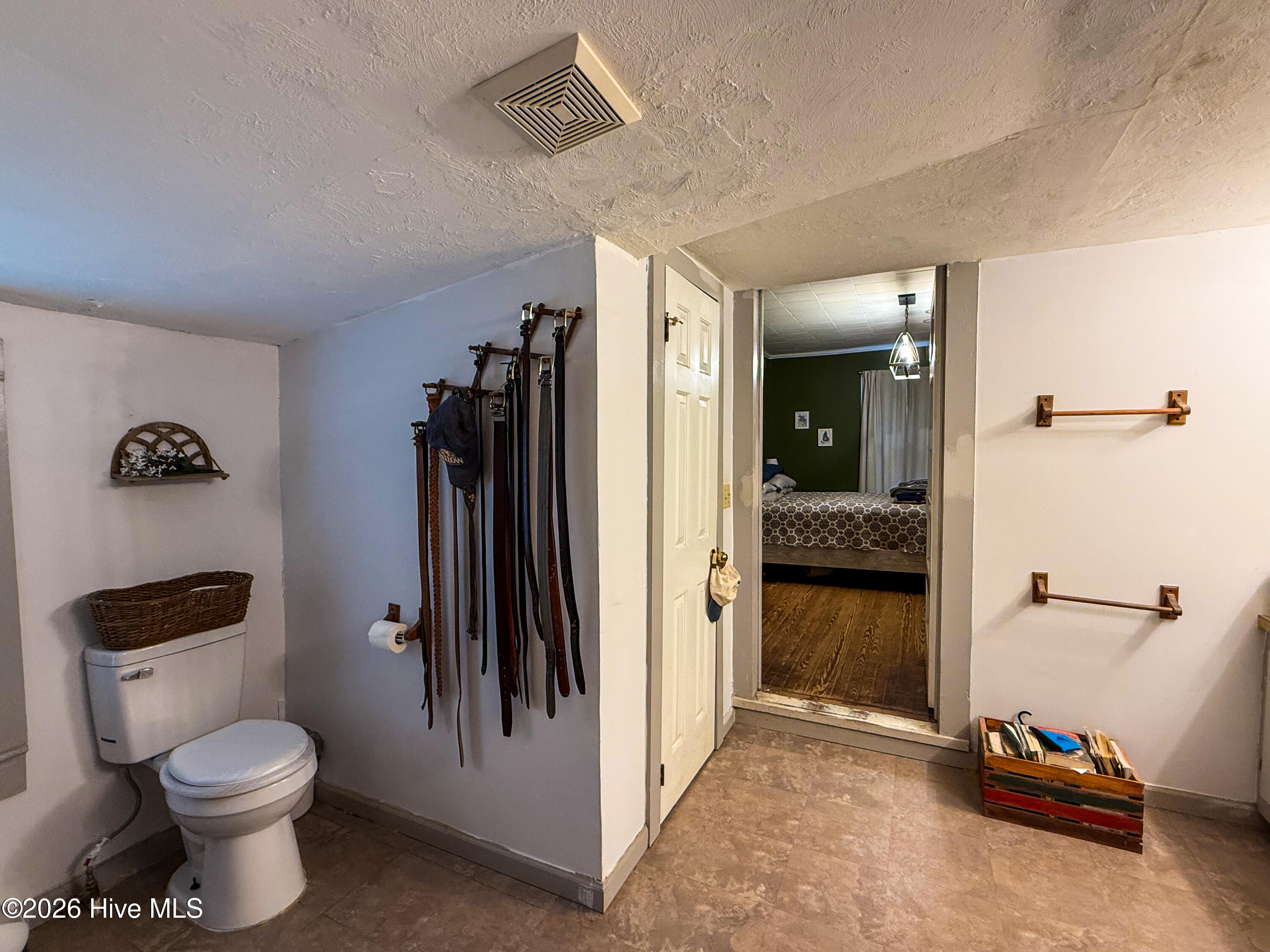 2177 Boney Mill Road Clinton, NC 28328 - Photo 24 of 27 Primary bath