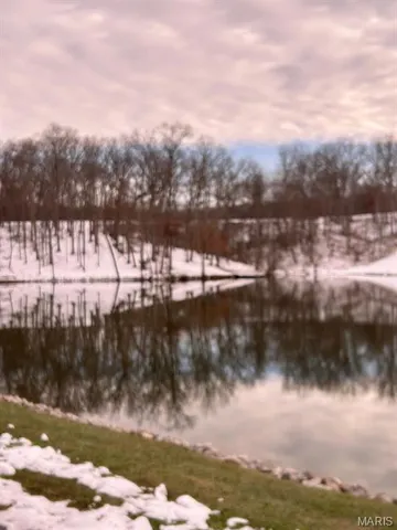 $200,000 | 35 Woodline Drive, Winfield, MO 63389