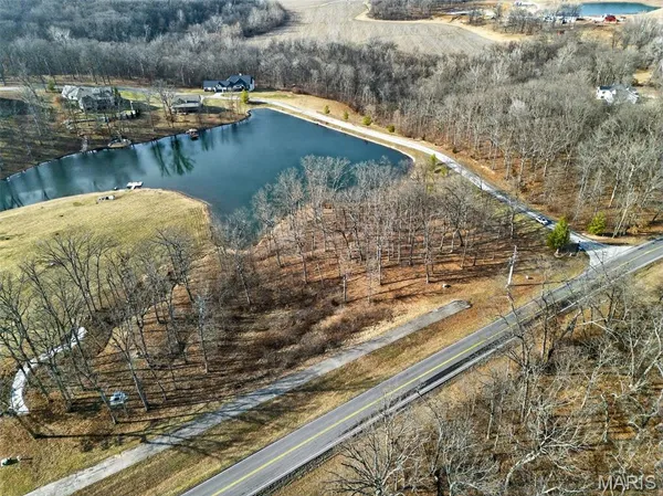 $200,000 | 35 Woodline Drive, Winfield, MO 63389