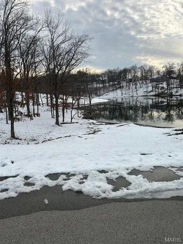 $200,000 | 35 Woodline Drive, Winfield, MO 63389