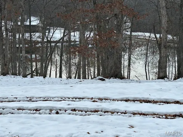 $200,000 | 35 Woodline Drive, Winfield, MO 63389