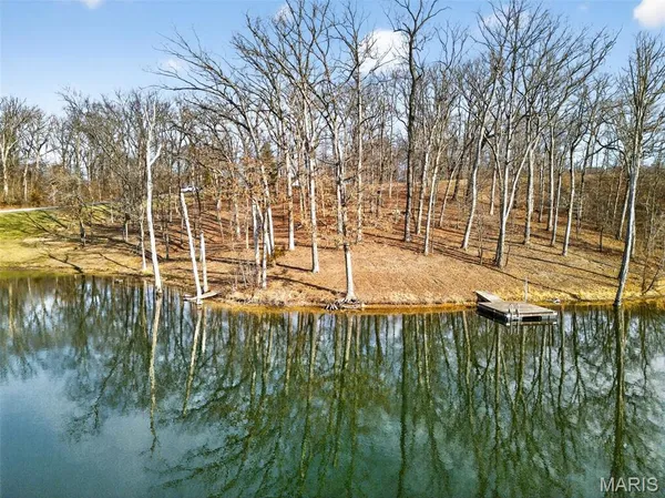 $200,000 | 35 Woodline Drive, Winfield, MO 63389