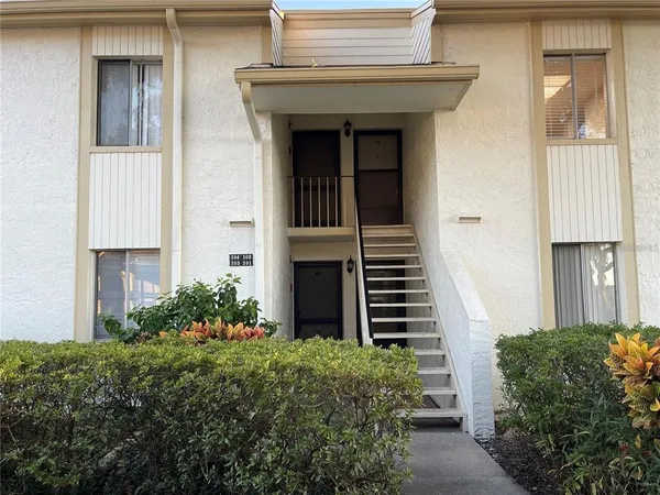 $1,750 | 102 Palmetto Court, Unit 2, Oldsmar, FL 34677