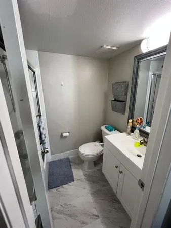 $1,750 | 102 Palmetto Court, Unit 2, Oldsmar, FL 34677