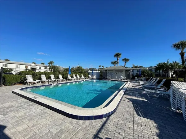 $1,750 | 102 Palmetto Court, Unit 2, Oldsmar, FL 34677