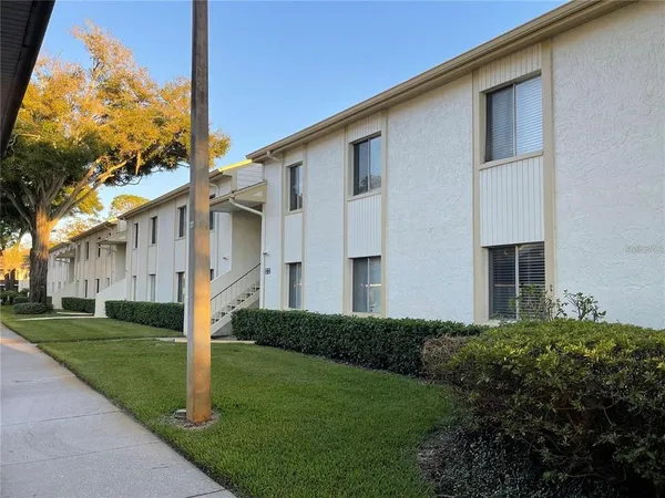 $1,750 | 102 Palmetto Court, Unit 2, Oldsmar, FL 34677
