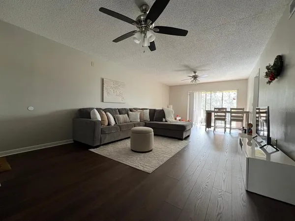 $1,750 | 102 Palmetto Court, Unit 2, Oldsmar, FL 34677