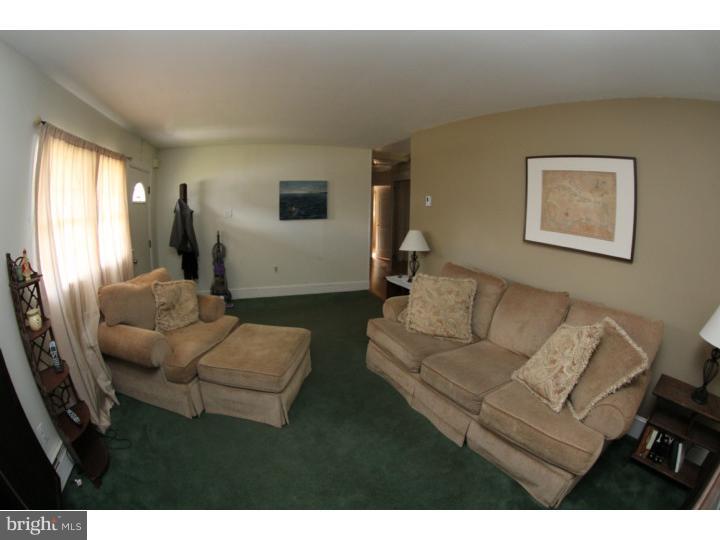 523 Filbert Road Oreland, PA 19075 - Photo 7 of 22
