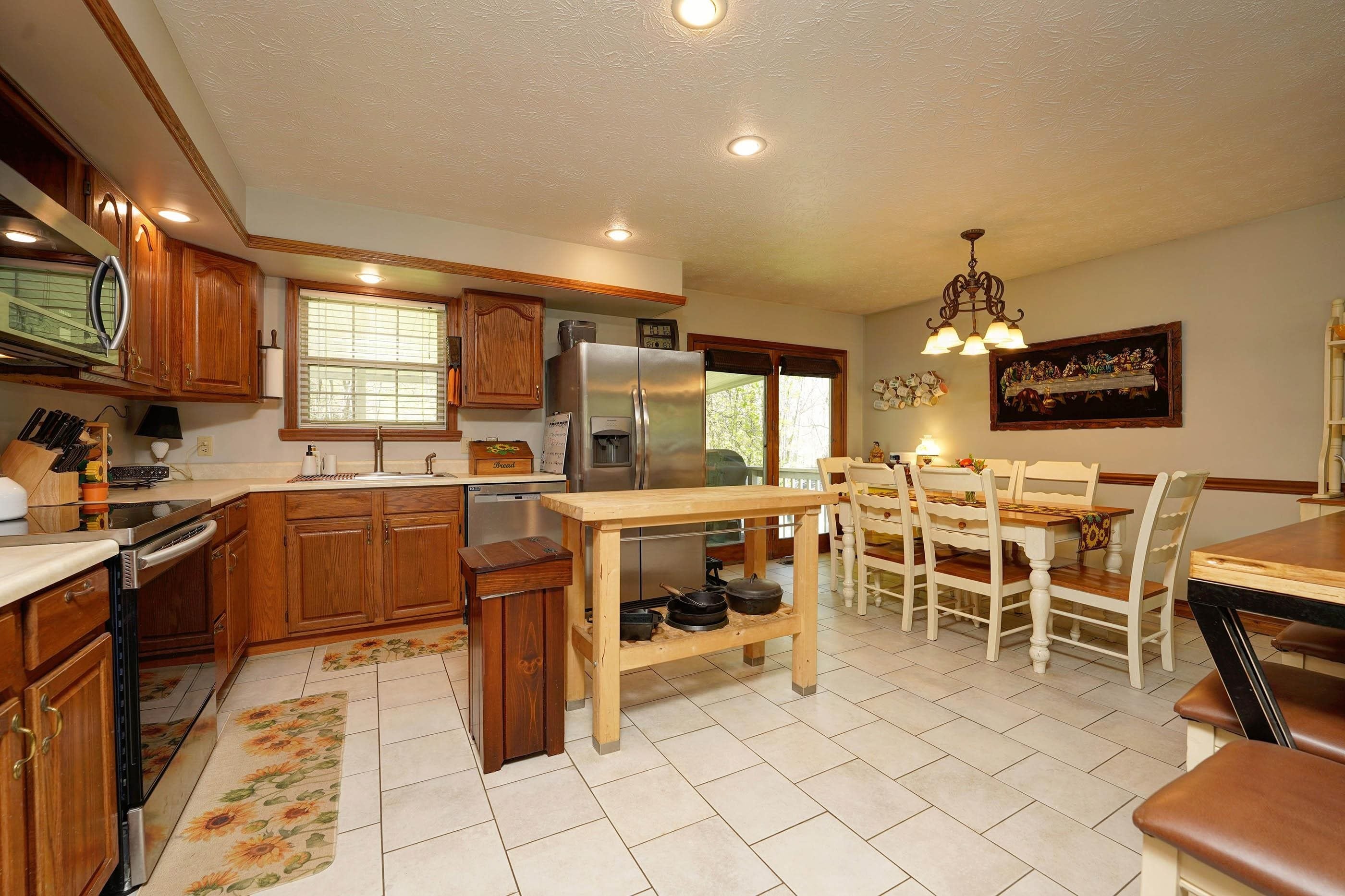 644 Wilson Road Barboursville, WV 25504 - Photo 11 of 25 Gallery Image 11