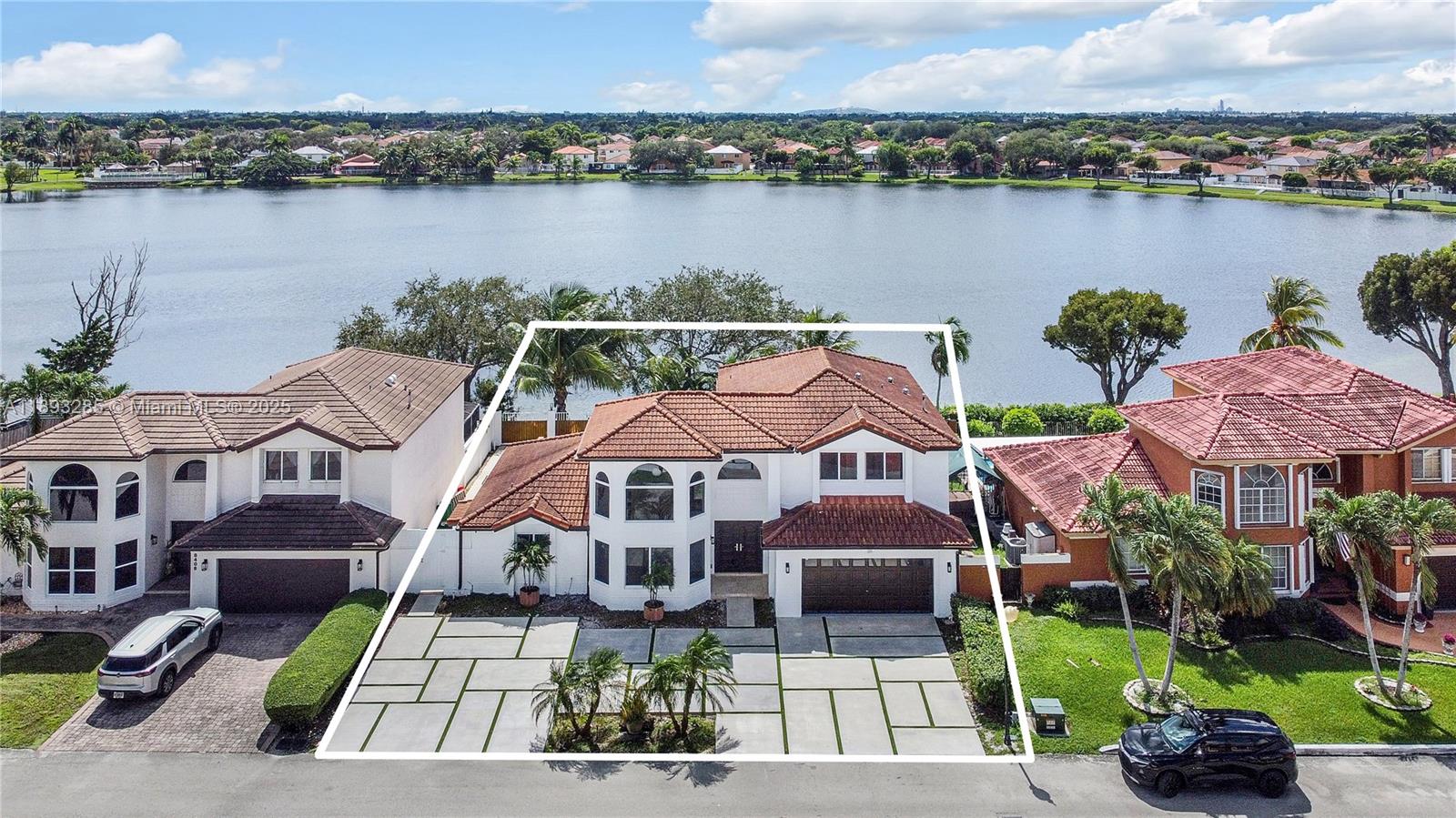 8416 Northwest 201st Street Hialeah, FL 33015 - Photo 33 of 40