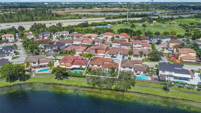 $999,900 | 8416 Northwest 201st Street, Hialeah, FL 33015