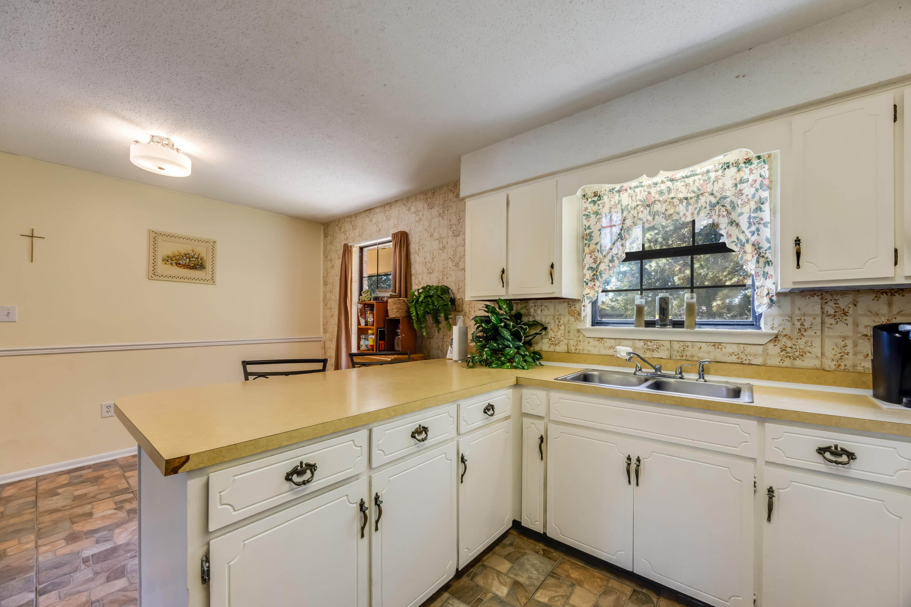 3382 Polly Lane Crestview, FL 32539 - Photo 12 of 31 3382 Kitchen4